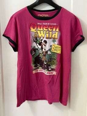 VINTAGE RARE DISNEY STUDIO COLLECTION MINNIE MOUSE GRAPHIC T - QUEEN OF THE NILE